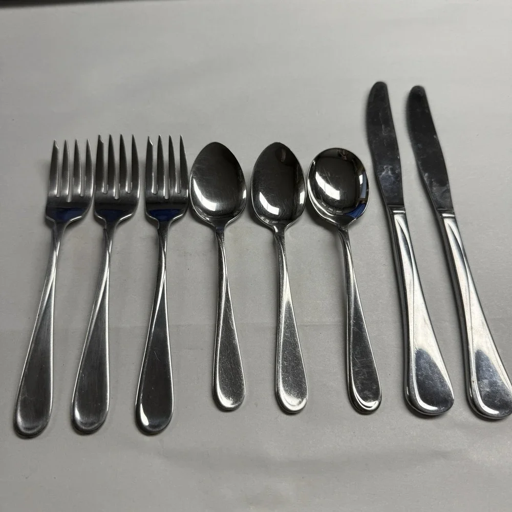 8 Pc Oneida Flight Reliance Salad Forks Knives Soup Spoons Stainless Flatware